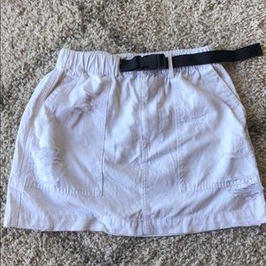 White Carmar skirt with buckle